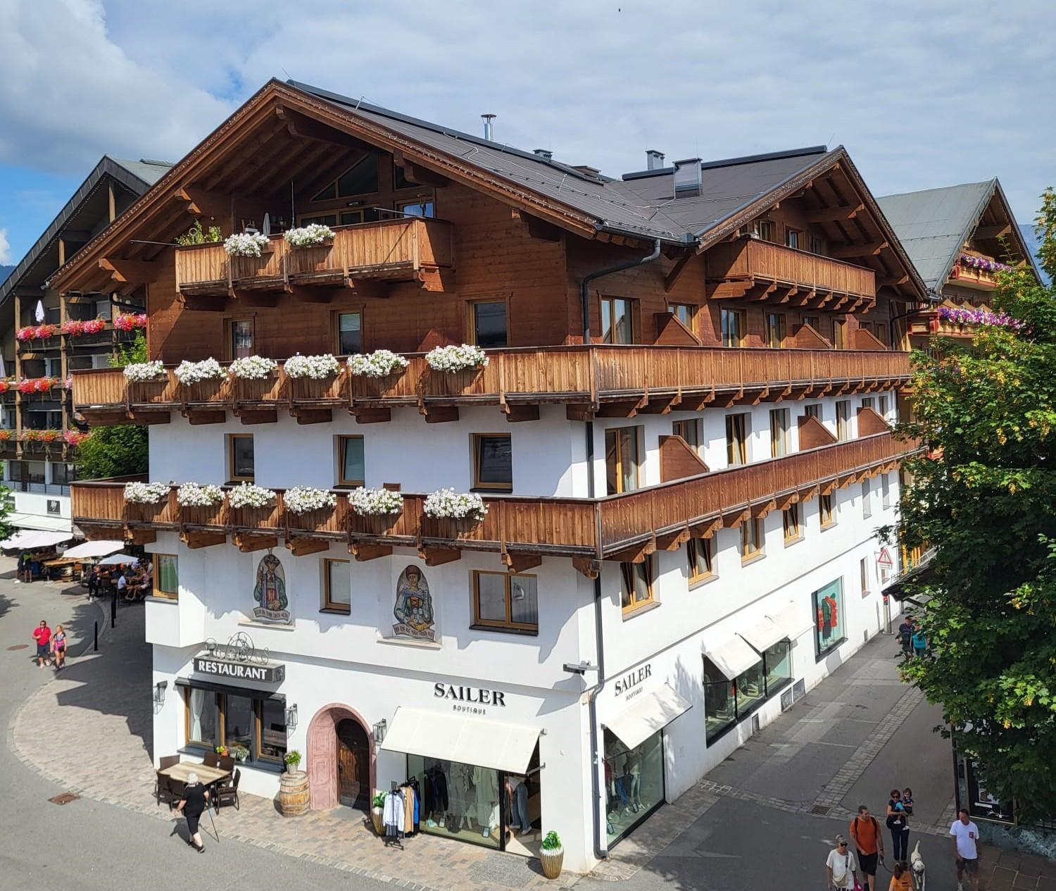 Tiroler Weinstube Seefeld no Tirol Exterior foto